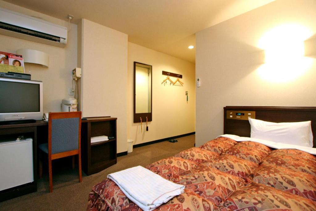 Urban Hotel Kokubu Kirishima Room photo